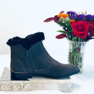 ❄️Marc Fisher Rasill Suede-Leather Ankle Boots w/Faux-fur, Size 8.5, Dark Gray